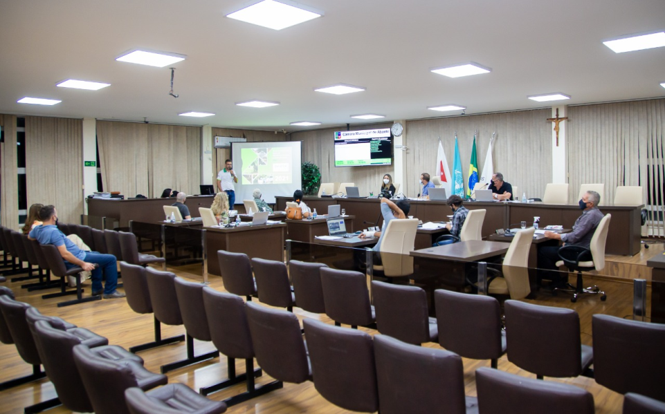 Projetos são apresentados e votados na Reunião Ordinária do dia 25/04/2022