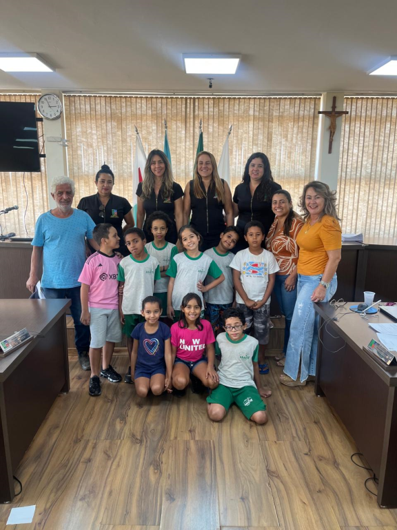 Câmara Municipal recebe visita dos alunos da Escola Municipal "Chico Cirilo"